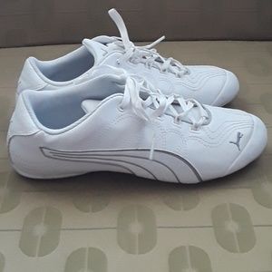 Puma Soleil Womens Sneakers Size 7.5 worn once!